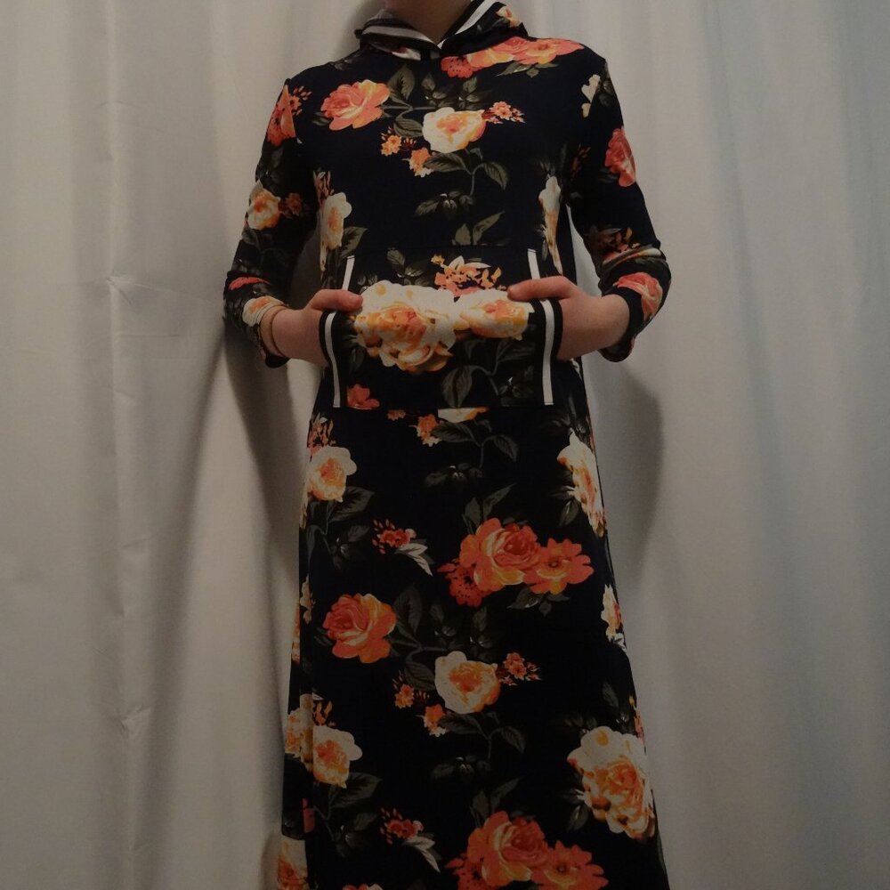girl's/womens floral dress with hood
